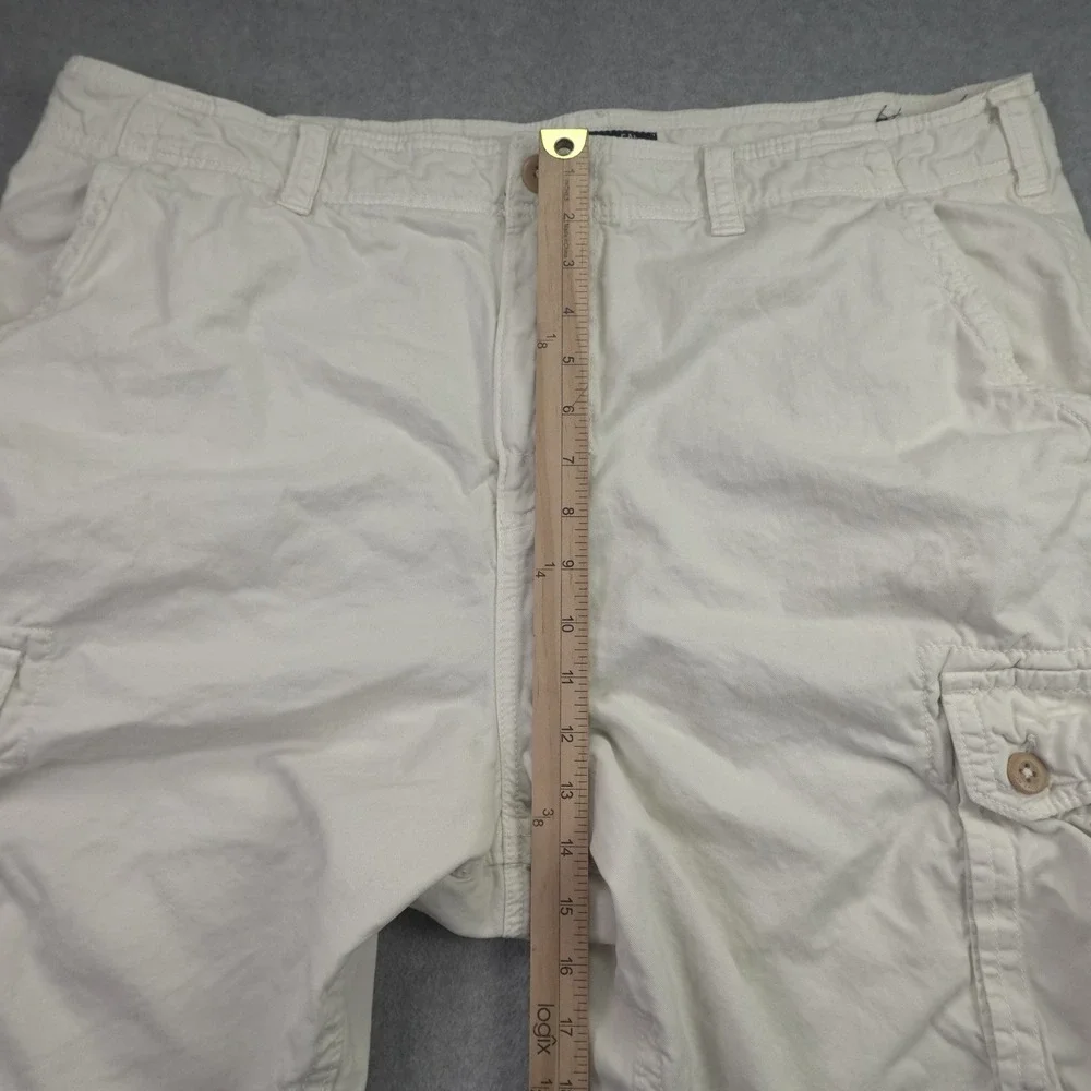 American Eagle Shorts Mens 42 Off-White Cargo Longer Length Cotton Utility